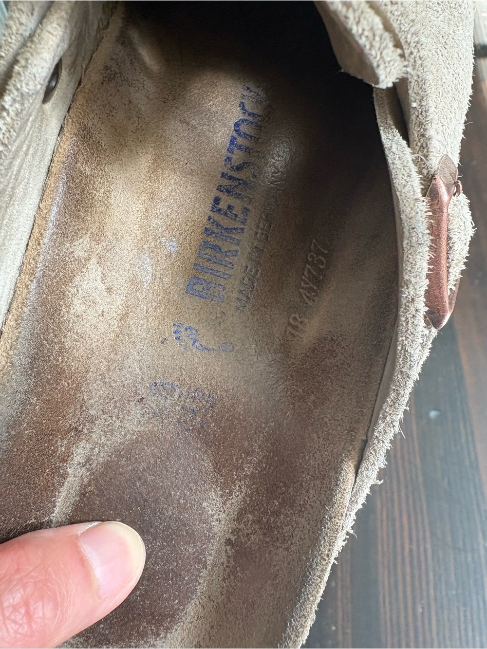 Birkenstock Boston Suede Clogs in Light Brown/Tan size 37 classic leather - Picture 9 of 10